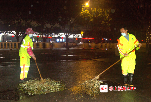 春节期间福州11000多名环卫工人坚守岗位