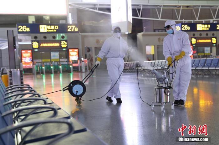 广东取消两万多个旅游团防止疫情扩散