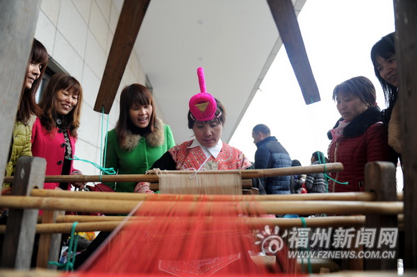 罗源县举办“畲族·风”民俗文化旅游节　起洪楼上刀山惊险万分