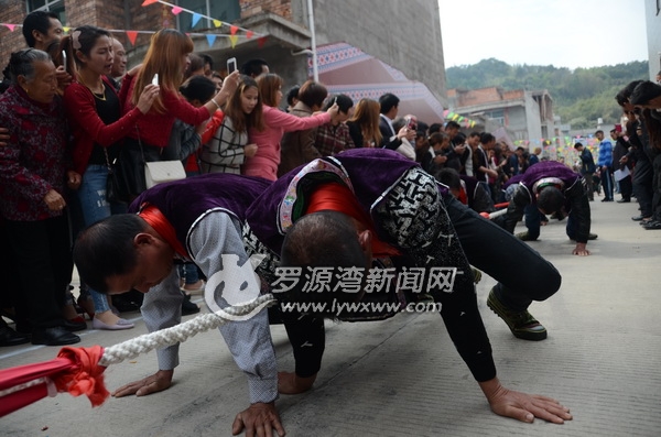 罗源县举行2015年畲族“三月三”民俗文化节