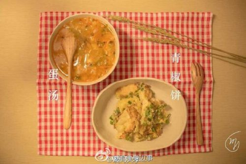 女子将厦大食堂饭菜拍成“网红” 勾起回忆无数