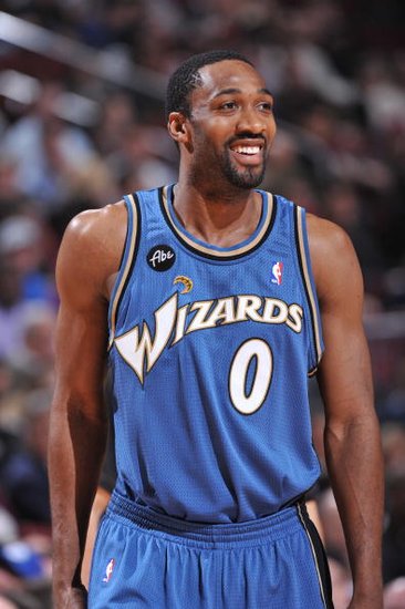 阿里纳斯10万月薪别惊讶 60分特工遭NBA抛弃