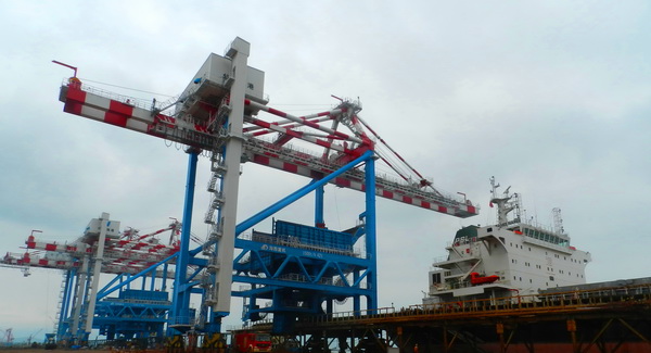 华能集团罗源湾码头新增三台卸船机 为企业提