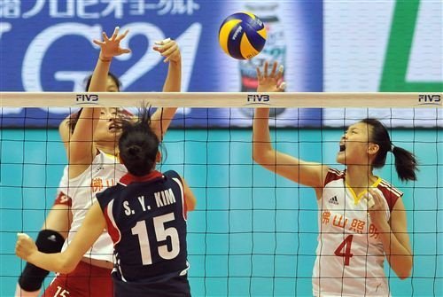 世界杯-中国女排3-0韩国 第2局仅让对手得8分