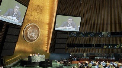 联合国大会为金正日逝世默哀一分钟