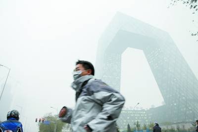 环保部部长：开宝马喝污水是对现代化的讽刺