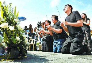 菲律宾人质事件周年祭 赔偿方案未出诉讼需三五年