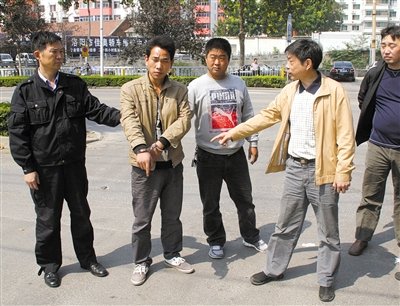 洛阳记者遇害案系抢劫杀人 疑犯称因慌乱捅13刀