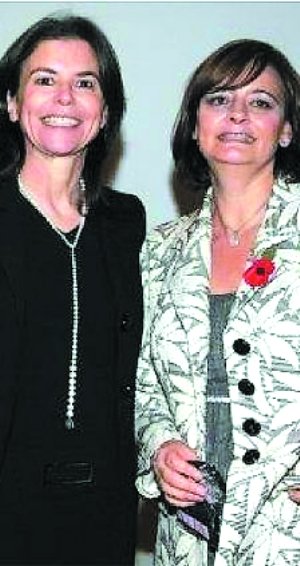 英前首相布莱尔被曝情迷以色列亿万富婆(图)