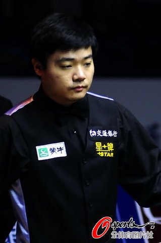 丁俊晖3-0连丢5局负古尔德 上海大师赛一轮游