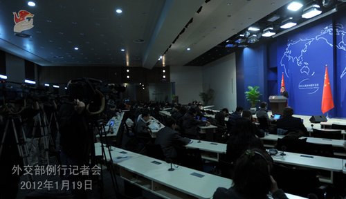 外交部就海湾地区局势紧张和伊核问题等答问