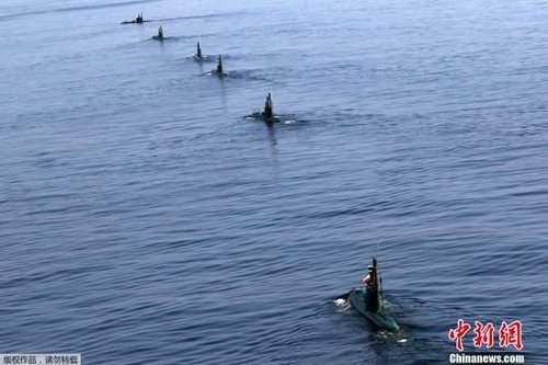 伊朗2月将再次在霍尔木兹海峡举行军演(图)