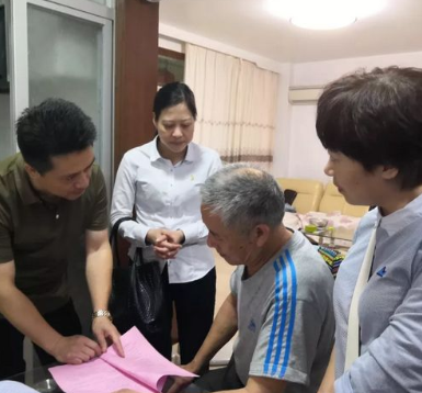 罗源县计生协会开展走访慰问失独家庭志愿者服务活动